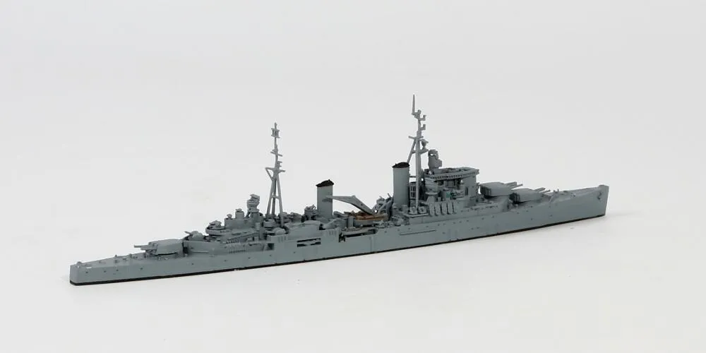 HMS Swiftsure, 1945